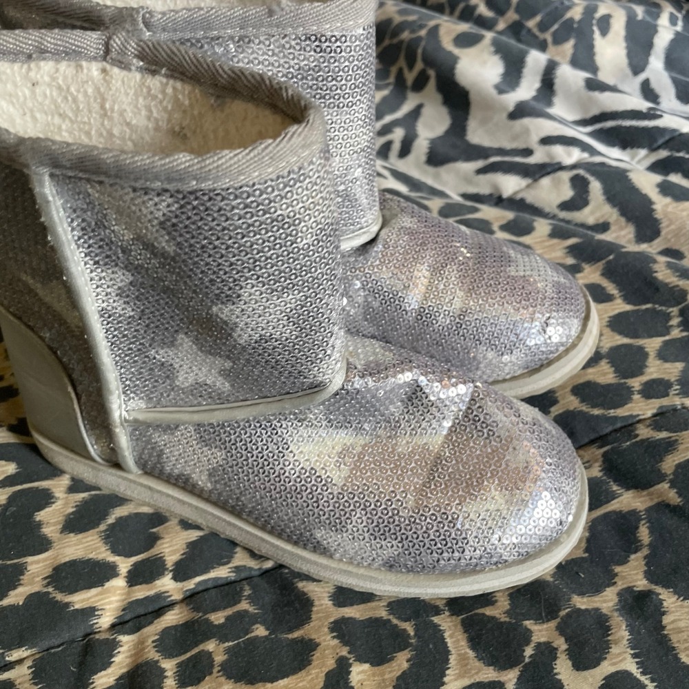 Girls Silver Sequin Boots, Sparkly Winter Boots, Toddler Kids Size 2